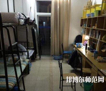上海大學(xué)師范學(xué)院延長校區(qū)宿舍條件