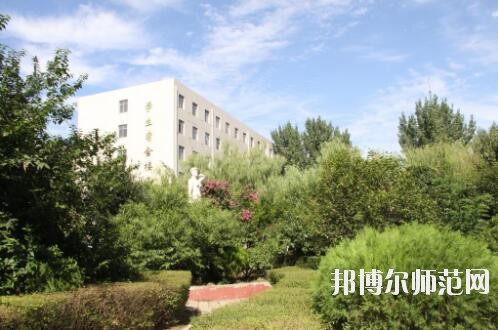 漯河職業(yè)技術師范學院招生辦聯(lián)系電話