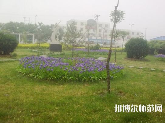 泊頭職教幼兒師范中心2018年報(bào)名條件、招生對(duì)象