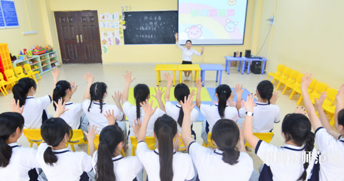 成都五月花幼兒師范高級(jí)技工學(xué)校怎么樣、好不好