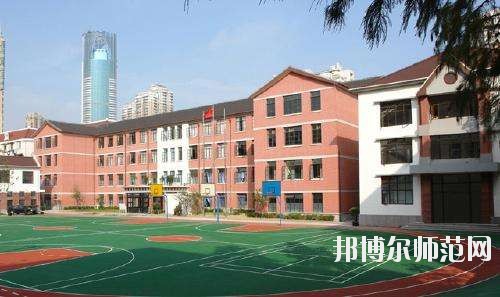 石家莊東方科技幼兒師范中等專(zhuān)業(yè)學(xué)校2020年報(bào)名條件、招生要求、招生對(duì)象