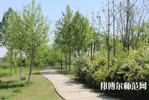 石家莊中英航空幼兒師范中等專業(yè)學(xué)校怎么樣、好不好