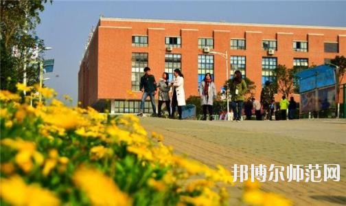 四川五月花專修師范學(xué)院2020年報(bào)名條件、招生要求、招生對象