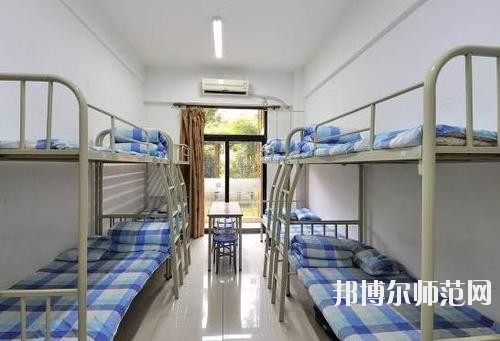 射洪縣職業(yè)中專(zhuān)幼兒師范學(xué)校2020年宿舍條件