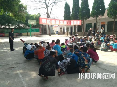 射洪縣職業(yè)中專幼兒師范學(xué)校2020年報(bào)名條件、招生要求、招生對(duì)象
