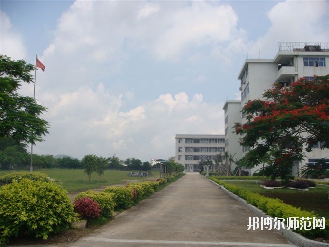 饒平縣現(xiàn)代職業(yè)技術學校 中專