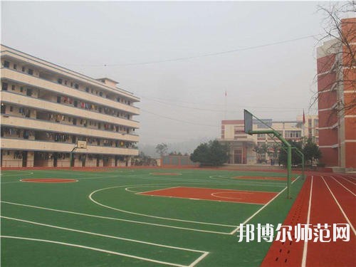 宜賓高場(chǎng)職業(yè)幼兒師范中學(xué)2020年報(bào)名條件、招生要求、招生對(duì)象