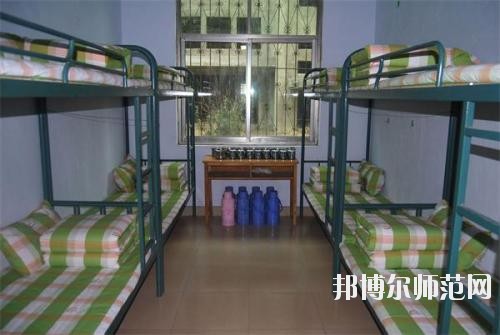 岳池白廟幼兒師范職業(yè)中學2020年宿舍條件