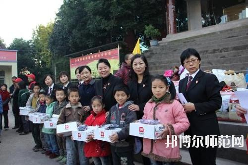 岳池白廟幼兒師范職業(yè)中學(xué)2020年報(bào)名條件、招生要求、招生對(duì)象