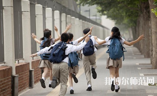達州2020年女生上什么幼師學(xué)校好