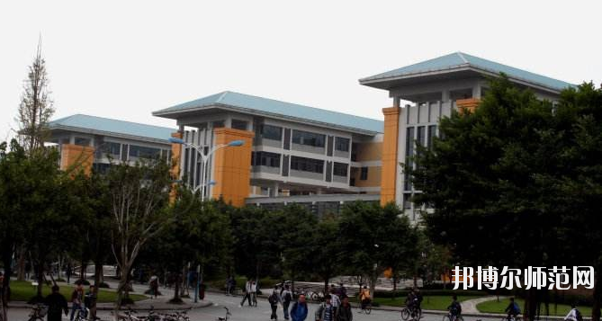 重慶微電子工業(yè)幼師學(xué)校怎么樣、好不好