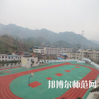 重慶統(tǒng)景幼師職業(yè)中學(xué)怎么樣、好不好