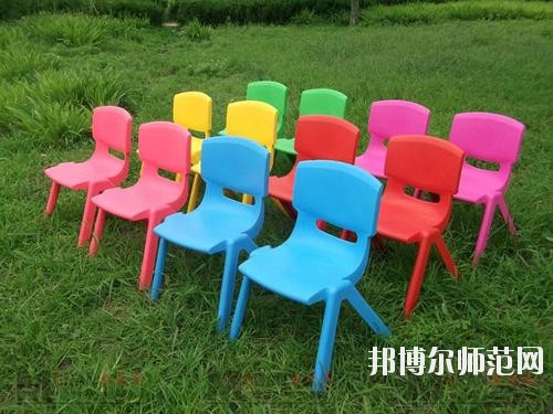 雅安2021年哪個(gè)大專(zhuān)學(xué)校幼師學(xué)校好