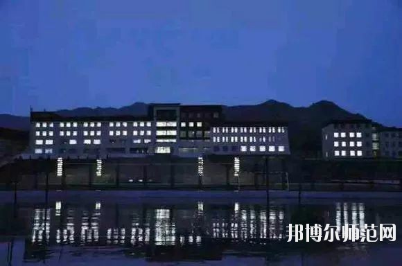 呼和浩特職業(yè)師范學(xué)院東校區(qū)2021年報名條件、招生要求、招生對象