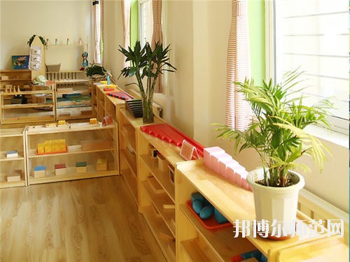 眉山2021讀幼師學校讀什么專業(yè)好