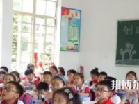 四川2022年小學(xué)教育學(xué)校哪個專業(yè)最好