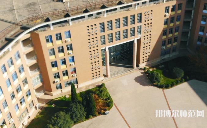 寶雞職業(yè)技術師范學院網站2023年網址