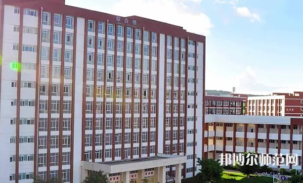 云南現(xiàn)代職業(yè)技術(shù)師范學(xué)院2023年報(bào)名條件、招生要求、招生對(duì)象