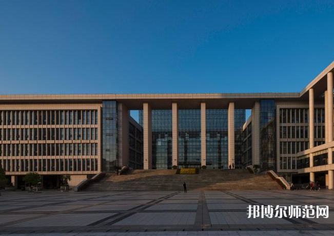廣州師范大學(xué)2023年有哪些專(zhuān)業(yè)