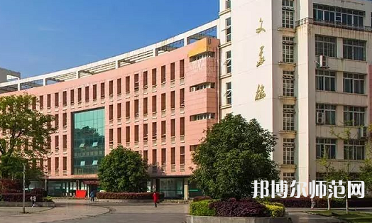 咸寧職業(yè)技術(shù)師范學(xué)院2023年報名條件、招生要求、招生對象