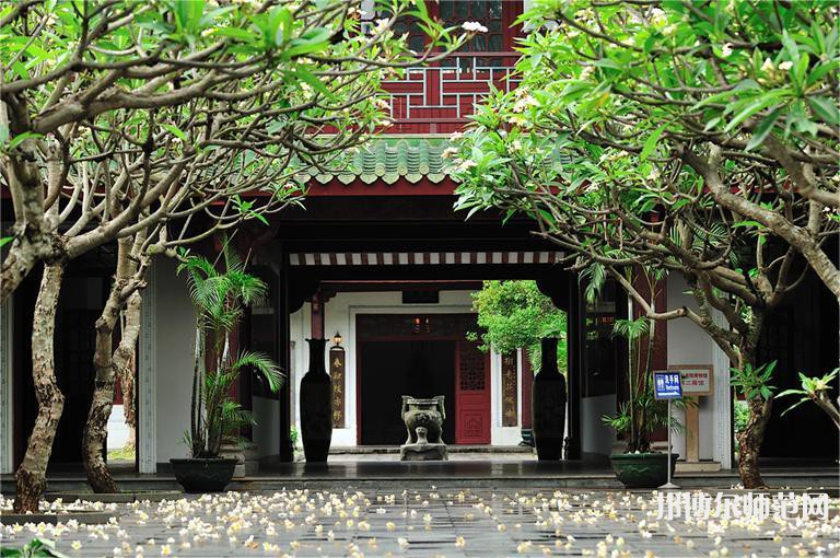 瓊臺師范學(xué)院2023年怎么樣、好不好 