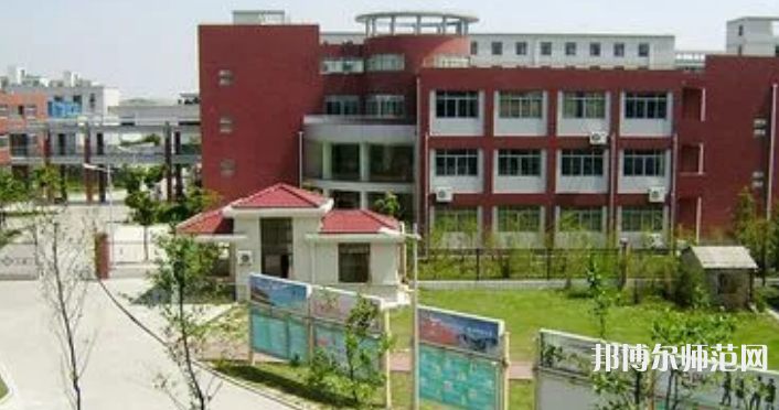 上海大學(xué)師范學(xué)院嘉定校區(qū)2023年怎么樣、好不好