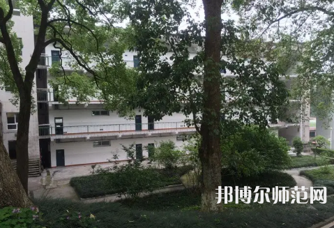 重慶市江津區(qū)師范進(jìn)修學(xué)校2023年怎么樣、好不好