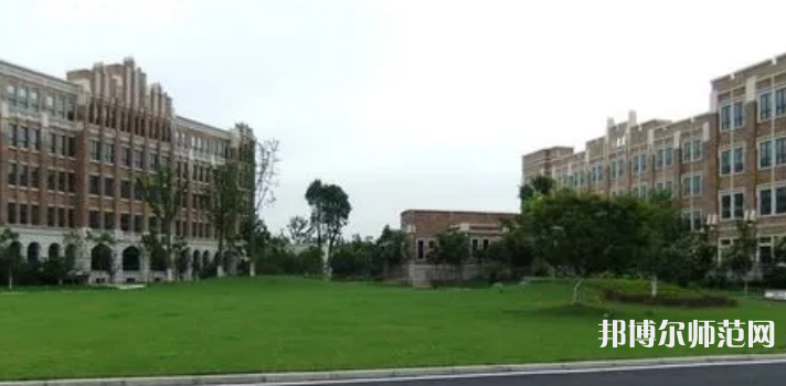 上海外國語師范大學(xué)賢達經(jīng)濟人文學(xué)院崇明校區(qū)2023年怎么樣、好不好