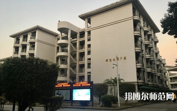 華中師范大學(xué)2023年報(bào)名條件、招生要求、招生對(duì)象