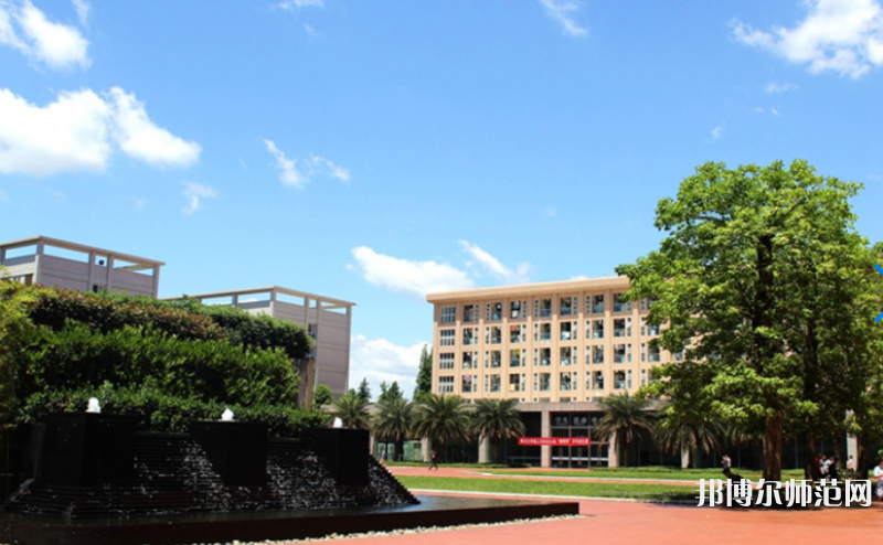 四川大學(xué)錦江師范學(xué)院2023年報(bào)名條件、招生要求、招生對(duì)象 