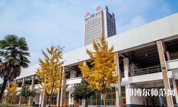 西安建筑科技師范大學(xué)華清學(xué)院2023年報(bào)名條件、招生要求、招生對(duì)象