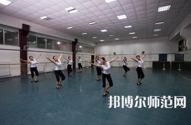 西安建筑科技師范大學雁塔校區(qū)2023年學費、收費多少