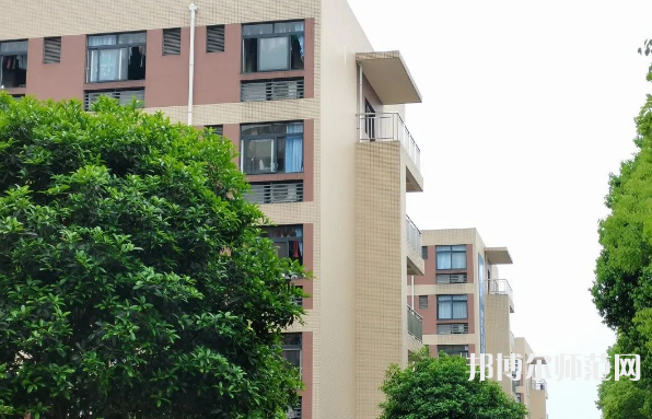 四川師范大學(xué)成都學(xué)院眉山校區(qū)2023年怎么樣、好不好