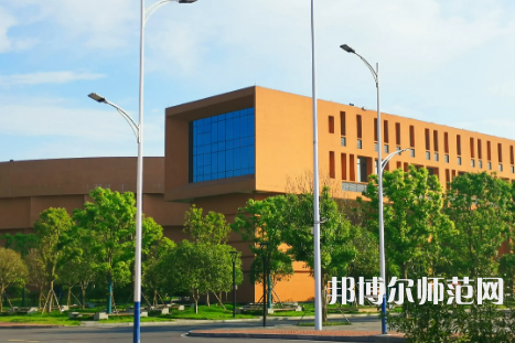 2023年懷化師范高等?？茖W(xué)校環(huán)境如何