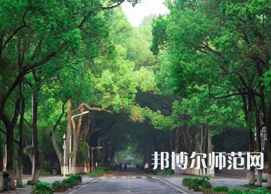 2023年華中師范大學(xué)報名條件、招生對象