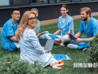 保定華中高級技工幼師學(xué)校介紹、地址